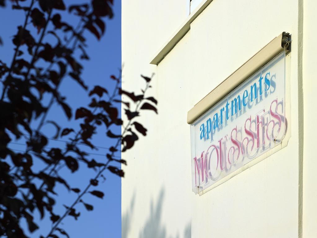 Mousses Apartments & Studios Kíssamos Exteriör bild
